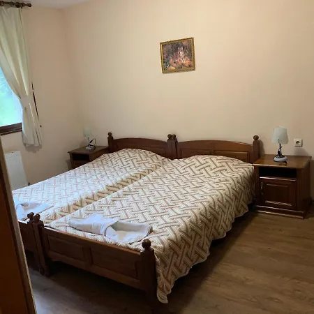 Къща За Гости Триибрия بيت ضيافة